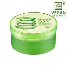 92% Aloe Vera leaf extract Skin firming and moisturizing effect - The fast-absorbing gel provides a refreshing feel to the skin Soothing and... Best Korean Moisturizer, Nature Republic Aloe Vera, Herbs For Hair Growth, Korean 10 Step Skin Care, Face Makeup Tips, Moisturizer For Oily Skin, Nature Republic