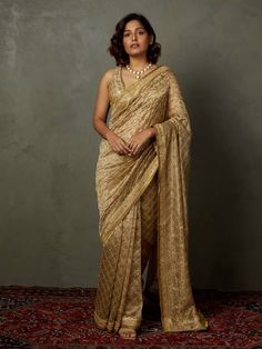 Gold Rohira Saree With Unstitched Blouse by Ri.Ritu Kumar, available on Indiaspopup.com Ritu Kumar Saree, Gold Silk Saree, Golden Saree, Peach Saree, Floral Print Sarees, Ritu Kumar, Set Saree, Saree Gown, Sarees Silk