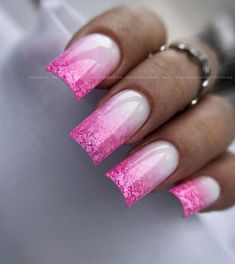 Nails After Acrylics, Glitter French Nails, Quartz Nails, Beauty Space, Sassy Nails, Pink Manicure, Christmas Gel Nails