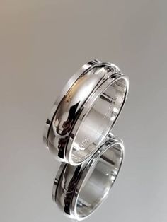 Band width: 6mm Metal: 925 sterling silver Plating: rhodium plated (to avoid tarnish)  Finish: high polish »» $ BU Y * M O R E * S A V E * M O R E $ «« ✦ Special 15% OFF when you order 2 items!! ✦Special 20% OFF when you order 3 or more items!! -- -- K E E P * I N * T O U CH https://instagram.com/ringlizardjewelry https://www.facebook.com/ringlizardjewelry  Thank you for visiting my shop! Modern Silver Sterling Silver Wedding Rings, Formal Sterling Silver Thick Band, Sterling Silver Thick Band For Formal Occasions, Modern Silver Wedding Ring With Polished Finish, Silver 14k White Gold Round Band, 14k White Gold Silver Round Band, Formal Sterling Silver Round Bands, Silver Wedding Band With Polished Finish, Modern Silver Couple Rings With Polished Finish