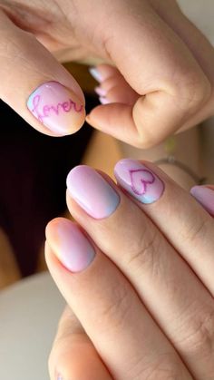 Short Acrylic Nails Taylor Swift, Taylor Swift Nails Acrylic, Short Taylor Swift Nails, Lover Nails Taylor Swift Pink, Taylor Swift Short Nails, Taylor Swift Lover Era Nails, Simple Taylor Swift Nails, Taylor Swift Debut Nails, Lover Nails Taylor Swift