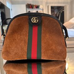 Excellent Condition, No Bag Or Box Gucci Leather Lined Shopping Bag, Gucci Cognac Bag For Everyday Use, Everyday Gucci Cognac Bag, Brown Gucci Evening Bag, Gucci Brown Bag Perfect For Gift, Gucci Leather Shoulder Bag Perfect For Gifts, Gucci Leather Bags For Gift, Brown Gucci Bag As Gift, Gucci Top Handle Bag As Gift