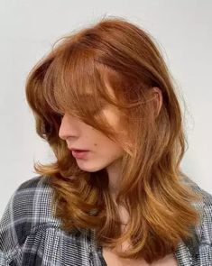 hairstyle Butterfly Haircuts, Butterfly Haircut, Are Ideas, Ginger Hair Color, Fall Hair Cuts, Haircuts Straight Hair, Auburn Hair, Mid Length Hair