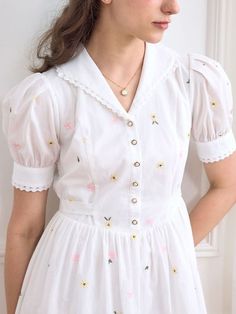 Simple Frock, Puff Sleeve Design, Vintage Linen Dress, Dress With Floral Embroidery, Oversize Style