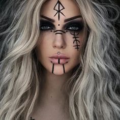 VIKINGS || Viking Warriors | 🔥Beautiful facepaint😍 Reposted from @sunnivamoth Model: @sunnivamoth Tag @runicfella to have a chance to be featured!🔥 👤FOLLOW 👉… | Instagram Easy Witchy Makeup Looks, Witchy Eye Makeup, Sea Witch Makeup, Pagan Makeup, Nordic Outfit, Fantasy Hairstyles, Warrior Makeup, Viking Halloween Costume, Viking Makeup