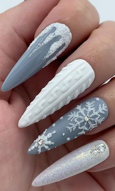 Holiday Nails Winter, Winter Nails Acrylic, Sweater Nails, Snowflake Nails, Diy Nail Art