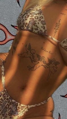 Sims Tattoo, Pelvic Tattoos, Borboleta Tattoo, Stomach Tattoos Women, Belly Tattoos, Torso Tattoos, Hip Tattoos Women, Stomach Tattoos, Spiritual Tattoos