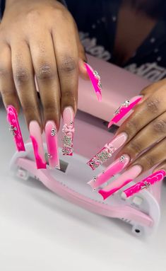 nails 🩷 Hot Nail Designs, French Tip Acrylic Nails, Birthday Nails, Acrylic Nails Coffin, Hot Nails