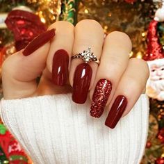 Red Nail Polish, Christmas Nails Acrylic, Red Nail, Shellac Nails, Winter Nail Art, Winter Nail Designs, Beautiful Nail Designs, Xmas Nails, Coffin Nails Designs