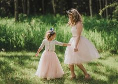 Kryssi Kouture Ladies Blush Midi Tulle Skirt Blush Tulle Skirt, Blush Pink Lace Dress, Bridesmaid Tulle, Tulle Dress Long, Bridesmaid Skirts, Pink Tulle Skirt, Pink Midi Skirt, Blush Bridesmaids, Family Photoshoot Outfits