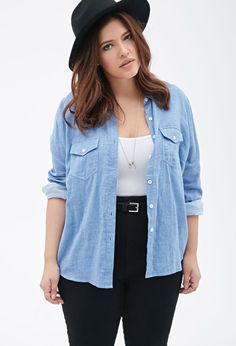 Plus Size Chambray Button-Down Shirt Hawaiian Dresses, Look Plus Size, Plus Size Kleidung, Curvy Girl Outfits, Fashion Winter, Curvy Girl Fashion, Curvy Outfits, Look Plus, Casual Summer Outfits