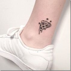 a small pizza tattoo on the ankle