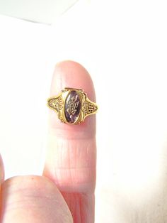 Class ring of 1998's, 10k gold ladies size is about 18mm inside diameter.  Like new condition. Made by Harmony, Gold Class, Signet Rings, Fine Watches, Signet Ring, 10k Gold, Class Ring, Onyx, Jewelry Rings, Like New