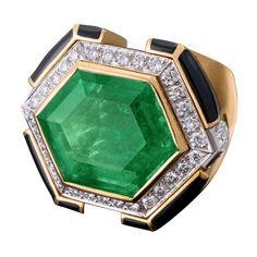 Luxury Classic Emerald Ring Collectible, Colombian Emerald Ring, David Webb, Egyptian Jewelry, Colombian Emeralds, Enamel Ring, Wedding Rings Vintage, Emerald Jewelry, Men's Rings