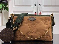 ENT Fashion Lu-Vi bags - 2495 A+ Excellent Quality copies; Contact us if you've any questions in your mind. Fan Fashion, Evening Clutch Bag, Lv Bag, Tote Backpack, Evening Bags, Mini Bag, Louis Vuitton Bag, Contact Us, Fashion Bags