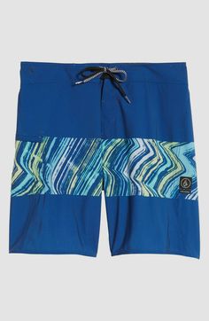 $40 Volcom Kid's Boy's Blue Macaw Beach Board Swimming shorts Swimwear Size 29 Description Colorful graphics energize wave-ready board shorts cut from quick-drying fabric for comfort in and out of the water. Cinch Fly lace-up closure Side zip-welt pocket 92% polyester, 8% elastane Machine wash, line dry Imported Kids' Wear About Us We sell only 100% authentic clothing from new with tags to gently used. We have a 100% authentic or money back guarantee on every item we sell. Items are listed daily Blue Swimwear With Built-in Shorts For Vacation, Blue Swim Trunks For Surfing Vacation, Blue Swim Trunks For Surfing, Tropical Blue Swim Trunks For Beach Season, Blue Tropical Short Swimwear, Blue Swim Trunks With Built-in Shorts For Vacation, Tropical Blue Swim Trunks With Built-in Shorts, Blue Tropical Swim Trunks With Built-in Shorts, Tropical Style Blue Swim Trunks With Built-in Shorts