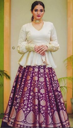 Gagra Design, Restyling Clothes, Marriage Outfit, Sinchan Wallpaper, Lehenga Designs Simple, Designer Outfits, Frocks For Girls, Party Wear Indian Dresses, Lehenga Designs