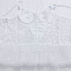 Product information: Applicable age: 18-24 years old Texture: lace pattern: plain Style: sweet Color Category: White Combination form: single piece Ingredient content: 30% and below Size Information: Size: M XL Size Length Waist M 68-76 68-76 Note： 1. Asian sizes are 1 to 2 sizes smaller than European and American people. Choose the larger size if your size between two sizes. Please allow 2-3cm differences due to manual measurement. 2. Please check the size chart carefully before you buy the item, if you don't know how to choose size, please contact our customer service. 3.As you know, the different computers display colors differently, the color of the actual item may vary slightly from the following images. Packing list: Dress x1