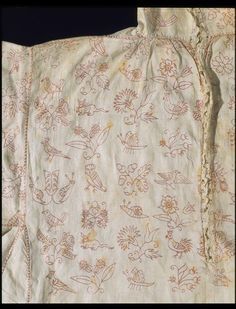 1630, England - Smock - Linen, embroidered with silk Patterns Of Fashion, Wealthy Women, Elf Clothes, Embroidered Collars, Antique Clothing, Fine Linen, Historical Costume, Historical Clothing