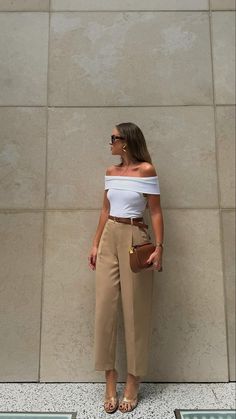 Summer Work Clothes Professional, Estilo Old Money, Mom Outfits Spring, Elegante Casual, Looks Chic, Work Outfits Women, Summer Fashion Outfits, Professional Outfits