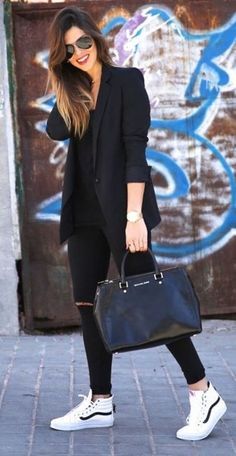 Work Outfits Women Tomboy, Workout Work Outfits, Outfit Ideas For Women Over 40, Black Blazer Outfits For Women, Oktoberfest Outfit Women, Super Casual Outfits, Boring Work, Work Outfits Frauen, Black Blazer Outfit