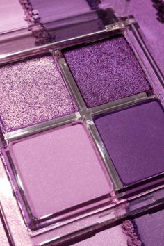 18 Best Purple Eyeshadow Palettes for Brown Eyes/Green/Blue Purple Eyeshadow Palette, Drugstore Eyeshadow Palette, Blue Eyeshadow Palette, Lavender And Lilac, Lilac Eyeshadow, Event Hair, Best Eyeshadow Palette, Purple Palette, Eyeshadow For Blue Eyes