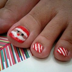 Santa Toe Nails, Holiday Toe Nails Christmas, Christmas Toenail Designs, Nail Christmas Designs, Christmas Toe Nail Designs, Christmas Toe Nails, Toe Art Designs, Nail Christmas