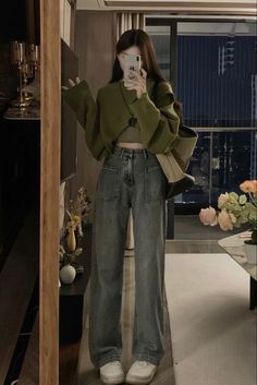 Korean Clothing Style Winter, Mesh Knit Cardigan, Unique Korean Outfits, Asian Casual Outfits, Korean Girl Fashion Casual, Korean Fashion Street Style