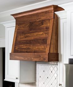 an appliance is shown on the website for kitchen cabinets and countertop materials