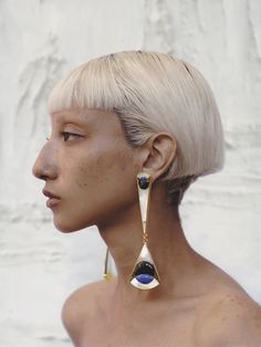 Innovative Design Ideas, Jewelry Nature, Face Jewellery, Big Jewelry, Women Earrings, 24kt Gold, Jewelry Designer, Jewelry Inspo, Innovative Design