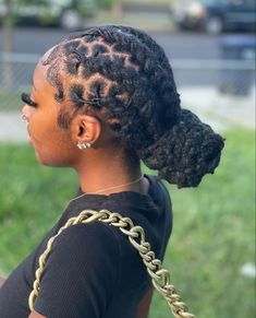 Lobster Braids On Locs, Locs Hairstyles For Women Ponytail, Loc Low Ponytail Styles, Cute Retwist Styles For Women, Lox Hairstyles For Women, Locs Braids Hairstyles For Women, Locs Photoshoot Black Women, Lox Styles For Women, Locs Retwist Style