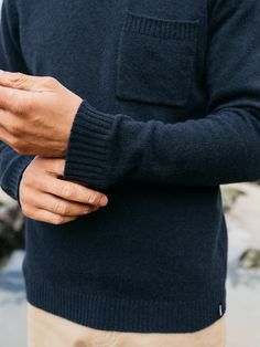 Men's Pocket Knit Jumper in Navy - Cavan | Finisterre