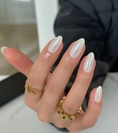 White Chrome Nails, Hoco Nails, Short Almond Nails, Formal Nails, Subtle Nails, Short Almond, Simple Gel Nails, Pearl Nails, Almond Nail