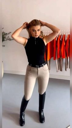 Equestrian Gloves, Riding Boot Outfits, Equestrian Pictures, High Heel Boots Outfit, Flat Riding Boots, Horse Riding Outfit, Horseback Riding Outfits, Equestrian Helmets, Equestrian Chic