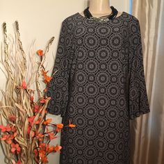 Nwot This Great Loose Fitting Dress With Playful Wide Flowy Sleeves And Striking Mosaic Pattern Is A New Never-Worn ‘Eye Catching’ Dress For Work Or Play. Soft, Silky Fabric Is Easy To Pull On And Off And Comfortable For All Day Wear. Casual Black Bell Sleeve Dress, Casual Black Dress With Bell Sleeves, Elegant Black Tommy Hilfiger Dress, Chic Tommy Hilfiger A-line Dress, Tommy Hilfiger Elegant Midi Dress, Elegant Tommy Hilfiger Midi Dress, White Mosaic, Dress For Work, Tommy Hilfiger Dress