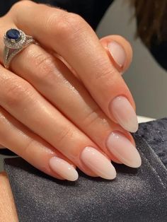 Kutek Disney, Milky Nails, Casual Nails, Fake Nails With Glue, Short Hairstyle, Oval Nails, Neutral Nails, Nature Tattoos, Girls Nails