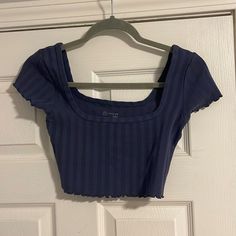 Ultra Crop Top, Navy Blue Tops For Women, Dark Blue Clothes, Navy Blue Clothes, Navy Blue Outfits, Crop Tops Aesthetic, Cute Tops Aesthetic, Aesthetic Crop Tops