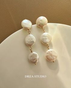 Pearl Dangle Earrings Wedding, خواتم خطوبة, Silver Bridesmaid, Pearl Earrings Wedding, Pearl Dangle Earrings, Coin Pearls, Freshwater Pearls Earrings, Trendy Necklaces, Pearl Earrings Dangle