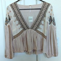 New With Tags, Never Worn Extra Small Free People Pink Embroidered Blouse So Gorgeous! Flowy And Soft And Comfortable. Made In India. Elastic Cuffs And Embroidery All Down The Sleeves. Deep V-Neck Embroidered V-neck Blouse For Fall, V-neck Top With Geometric Embroidery For Fall, Long Sleeve Tops With Geometric Embroidery For Summer, Summer Beige Top With Geometric Embroidery, Beige Embroidered V-neck Top, Beige Top With Geometric Embroidery For Summer, Summer Long Sleeve Blouse With Intricate Embroidery, Bohemian Long Sleeve Tops With Geometric Embroidery, Beige Geometric Embroidered Top For Summer