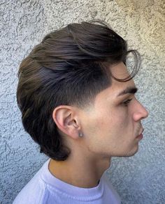 Low Taper Fade Haircut, Haircut Tips, Men Haircut Curly Hair, Tapered Hair, Taper Fade Haircut, Mullet Haircut, Mens Hairstyles Thick Hair, Tapered Haircut, Wavy Hair Men