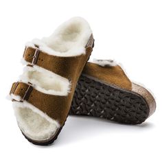 Shearling Slippers With Textured Footbed And Round Toe, Shearling Open Toe Sandals With Removable Insole, Casual Shearling Sandals With Round Toe, Shearling Open Toe Sandals With Cushioned Footbed, Winter Shearling Slippers With Textured Footbed, Leather Sandals With Faux Fur Lining, Winter Shearling Sandals With Round Toe, Shearling Sandals With Faux Fur Lining And Round Toe, Winter Sandals With Faux Fur Lining And Round Toe