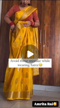 Saree Pleats, Saree Hacks, Saree Tips, Clothes Tricks, Latest Saree Trends, Indian Designs, Wedding Saree Blouse, Saree Draping, Wedding Saree Blouse Designs