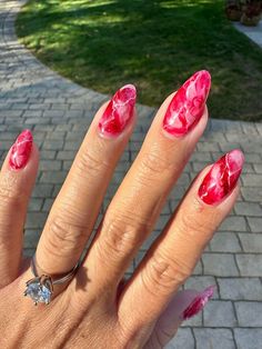 Red Marble Nails, Art Designs Ideas, Red Marble, Gel Art, Marble Nails, Nail Art Ideas, Marbling, Classic Fashion