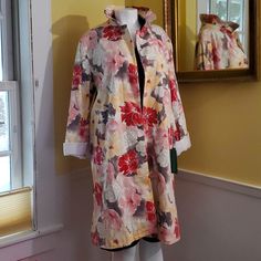 Perfect New Condition From Smoke And Pet Free Home. Cotton, Spandex, Poly Rain Coat Trench With Collar, Lines, Button Up. Floral Watercolor Print, Pockets. Fitted Pink Floral Print Outerwear, Casual Pink Outerwear For Daywear, Jewelry Chest, Rain Coat, Watercolor Print, Floral Watercolor, Cotton Spandex, Repellent, Water Repellent