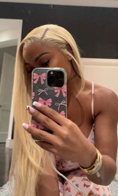 Blonde Buss Down, Jayda Blonde Hair, Straight Hairstyles Blonde, Side Part Blonde Wig Black Women, Side Part Hairstyles Wig, Blonde Side Part Black Women, Side Part Blonde Wig, Side Part Highlights, Side Part Blonde