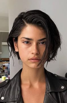 Super Short Bobs, Low Maintenance Short Haircut, Male Hairstyles, Haircut Inspo, Super Hair, New Haircut, Haircut Styles