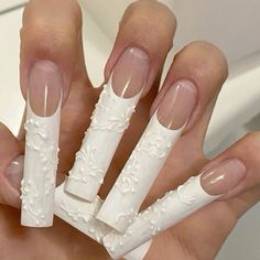 Nails Now, Dope Nail Designs, Unique Acrylic Nails, Gem Nails, Aesthetic Look, Minimalist Nails