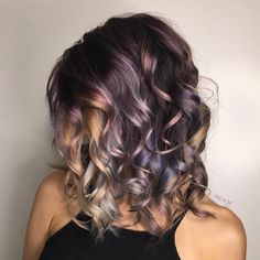 Rainbow Hair Highlights, Gold Hair Colors, Hair Color Rose Gold, Latest Hair Color, Looks Party, Hair Color Highlights, Hair Color And Cut, Colored Hair, Autumn Beauty