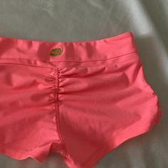 Nwot California Kisses Peach Bootie Shorts In Juniors Size M. Bundle & Save More!!! Stretch Bottoms With Built-in Shorts For School, Cute Fitted Shorts With Elastic Waistband, Fitted Bottoms For Summer Playwear, School Bottoms With Built-in Stretch Shorts, Fitted Bottoms For Playwear In Summer, School Stretch Shorts, Pink Stretch Shorts For Playwear, Stretch Pink Shorts For Playwear, Cute Fitted Bottoms For Playwear