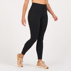 A brand-new perspective on leggings, the Daily Leggings are pulling out all the stops. Featuring a high waist, drawstring tie, an upgraded no-slip fit, 7/8 length and cuffed ankles, there’s no mistake in the name—you’ll want to wear these daily. | Vuori Daily Legging | Black | XXS Vuori makes premium performance apparel inspired by the active Coastal California lifestyle; an integration of fitness, surf, sport, and art. Breaking down the boundaries of traditional activewear, we are a new perspec Coastal California, California Lifestyle, Comfortable Leggings, Extraordinary Life, Everyday Activities, Performance Outfit, Black Xs, New Perspective, S Models